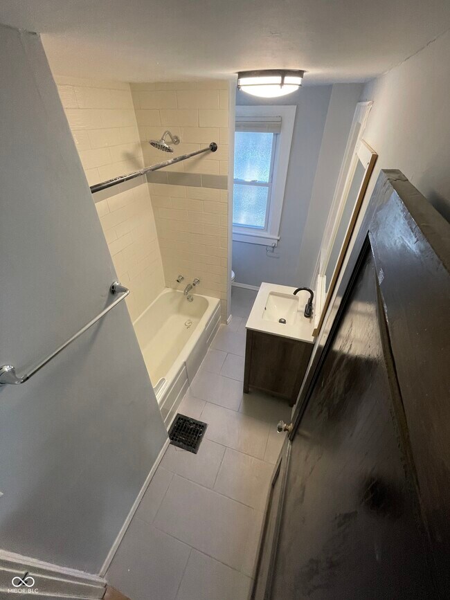 Building Photo - 3430 Guilford Ave