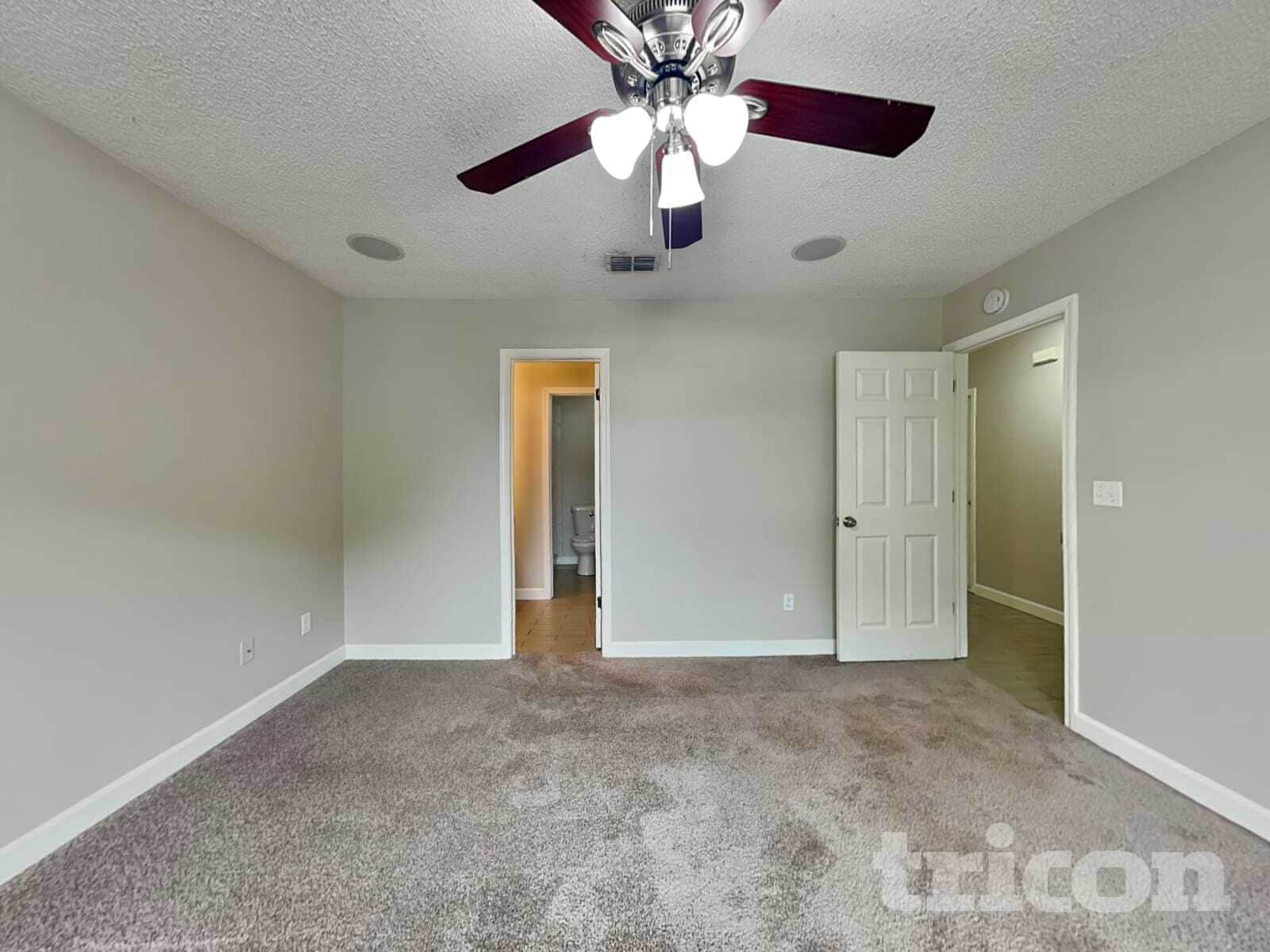 Building Photo - 1885 Ontario Ct