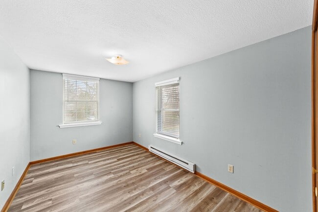 Building Photo - 6256 Wayland Rd