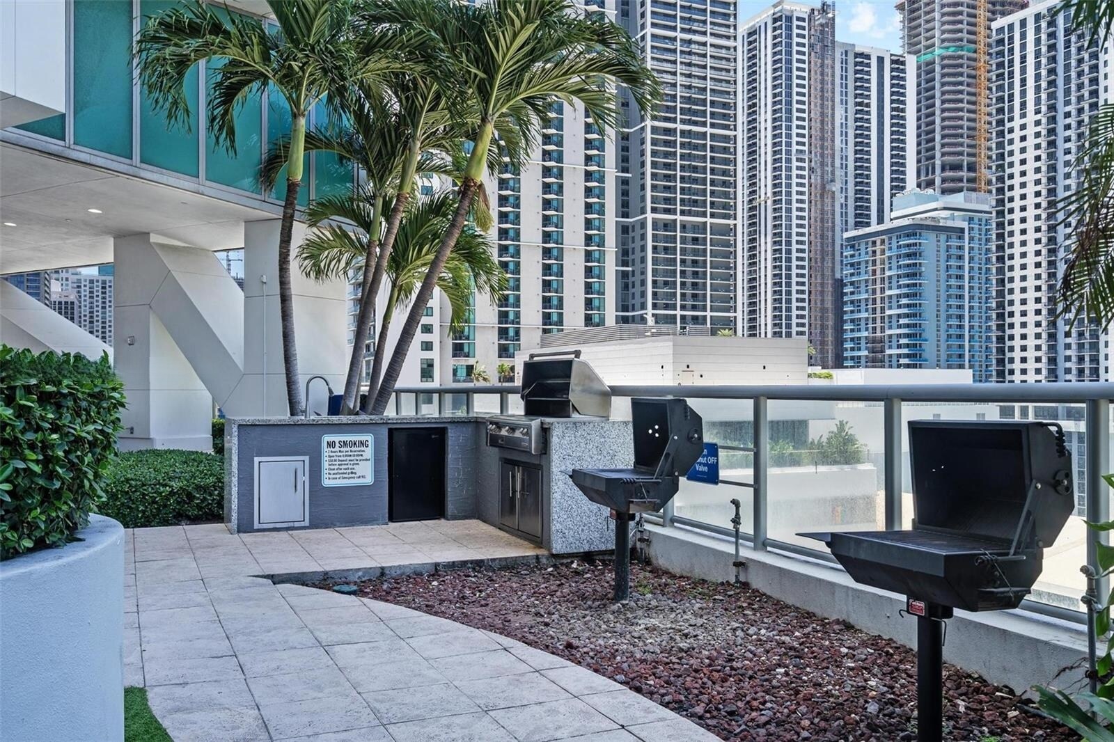 Building Photo - 888 Biscayne Blvd