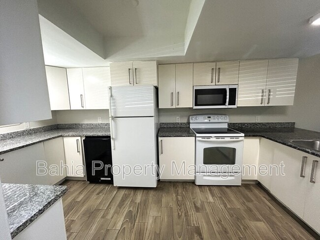 Building Photo - 6308 Newtown Cir