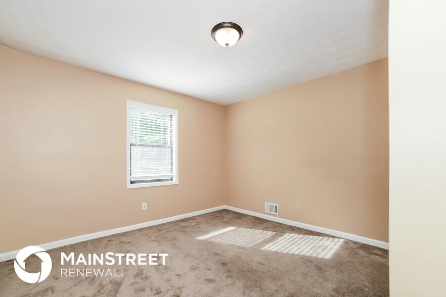 Building Photo - 4027 Evelyn Dr