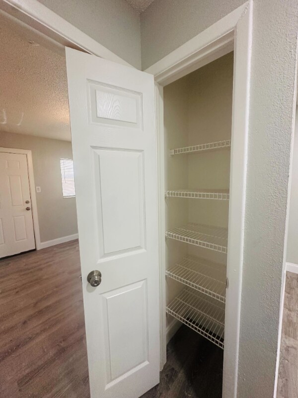 Building Photo - 618 93rd Ave N