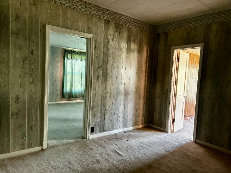 Building Photo - 222 Woodruff St