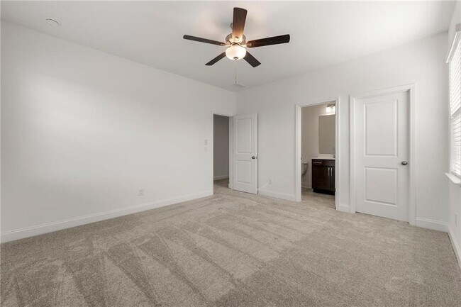 Building Photo - 8715 Chesford Grv
