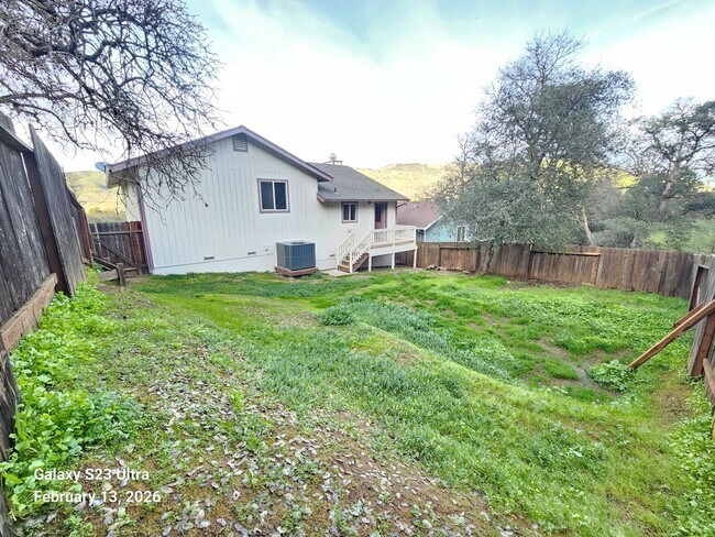 Building Photo - 13019creststreet.is4lease.com