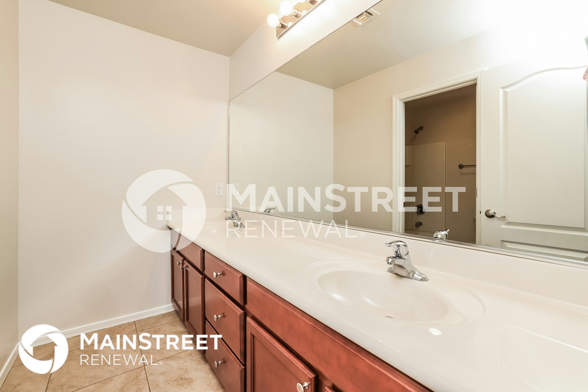 Building Photo - 8285 W Kittiwake Ln