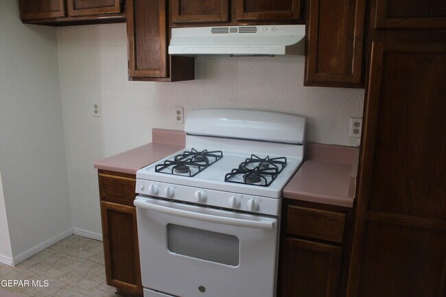 Building Photo - 1472 Sierra De Oro Dr