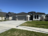 Building Photo - 868 W Tall Prairie Dr