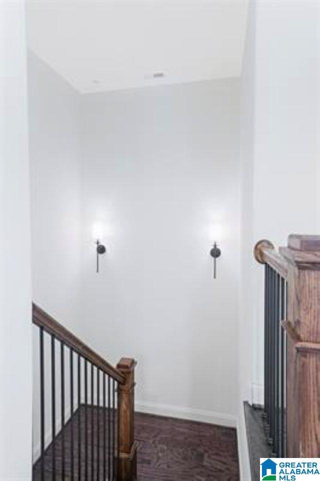 Building Photo - 3009 Vestavia Terrace Dr