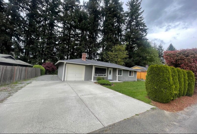 Building Photo - 3003 193rd Pl SE