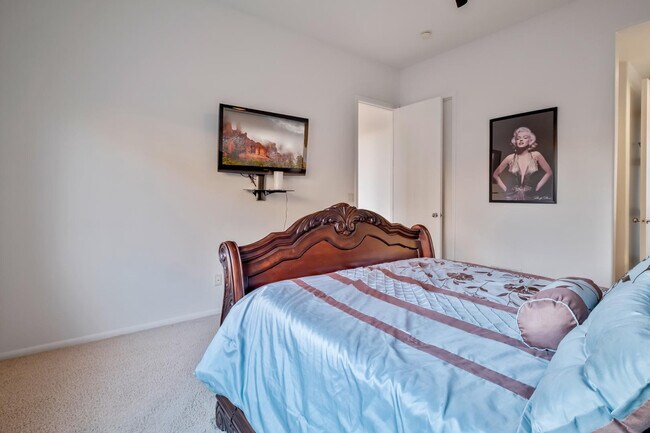 Building Photo - 28743 N 106th Pl