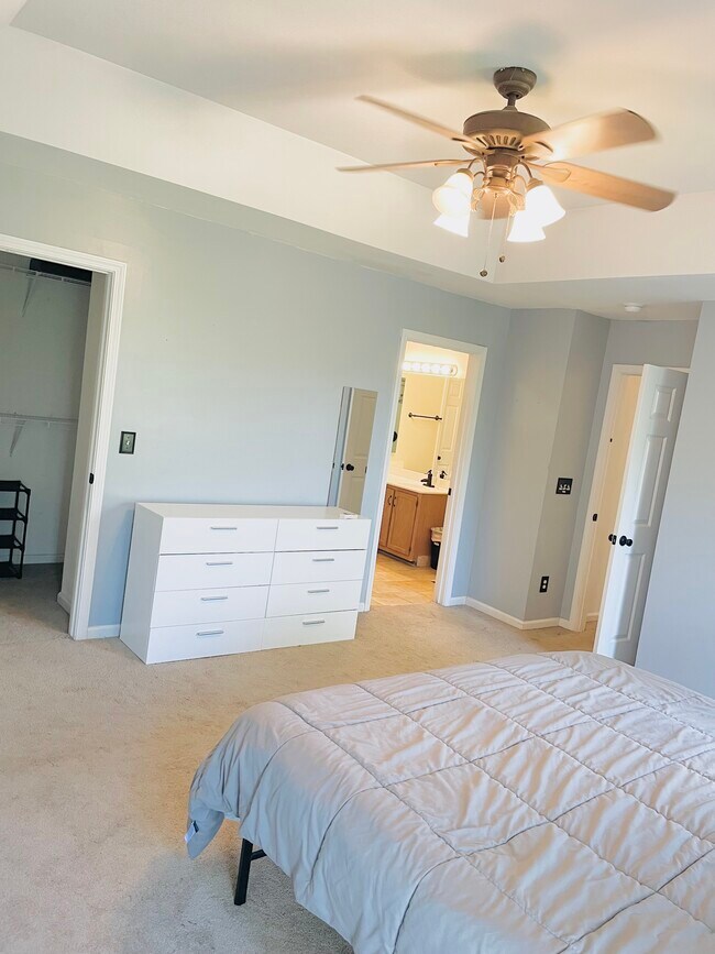 Building Photo - 205 Marcie Rush Ln