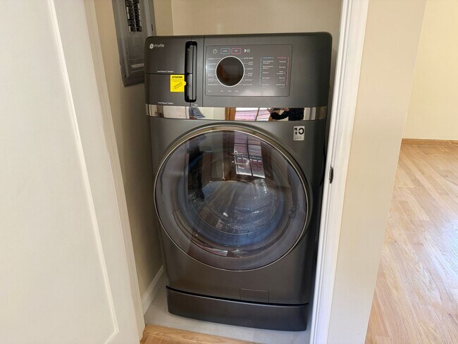 Building Photo - Completely Remodeled-Turnkey 3 Bedroom , 2 Bath Home with Garage