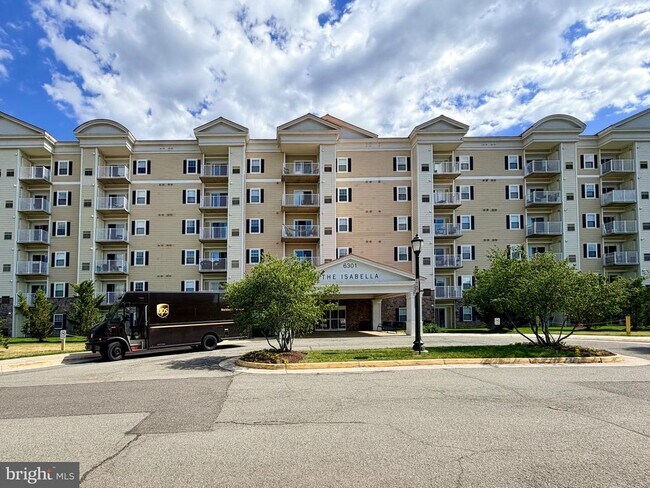 Building Photo - 6301 Edsall Rd