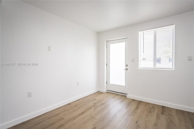 Building Photo - 1955 NW 2nd Ct