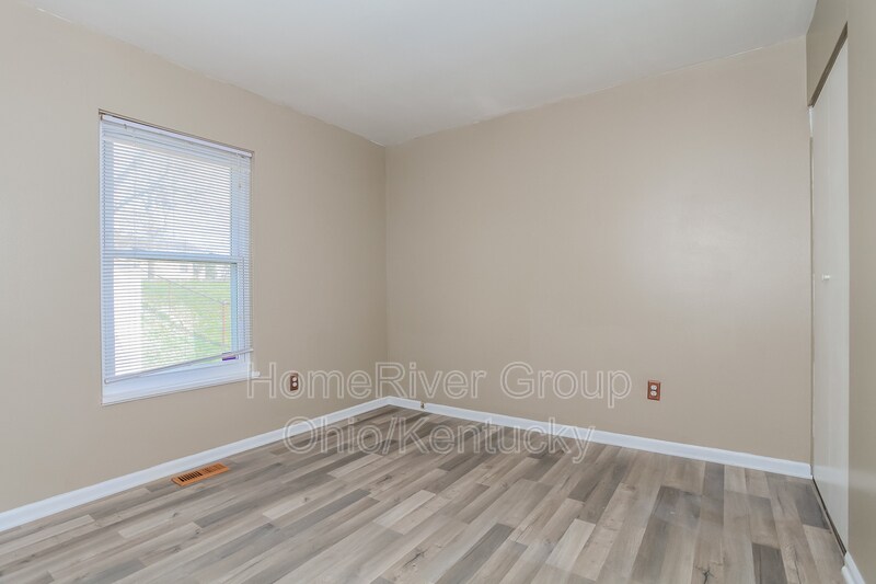 Building Photo - 10040 Sturgeon Ln