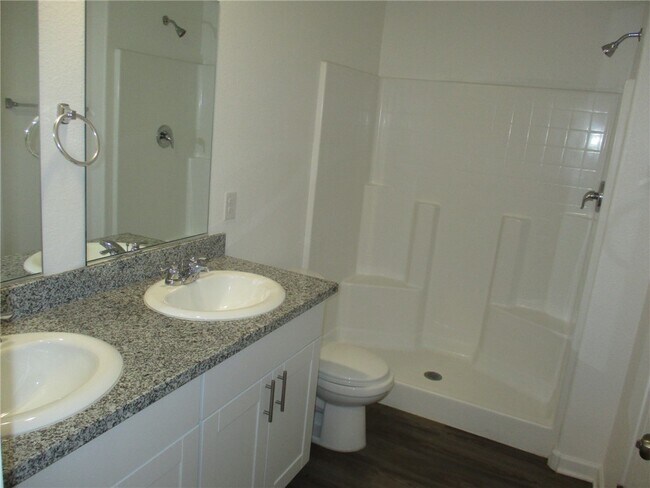 Building Photo - 2474 Tapatio Dr