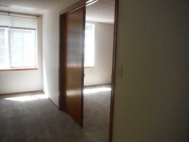 Building Photo - 10907 E Funston St