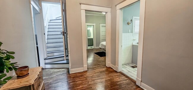 Building Photo - 1389 Agnes Pl