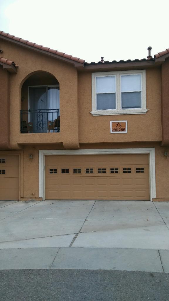 Building Photo - Gated Community