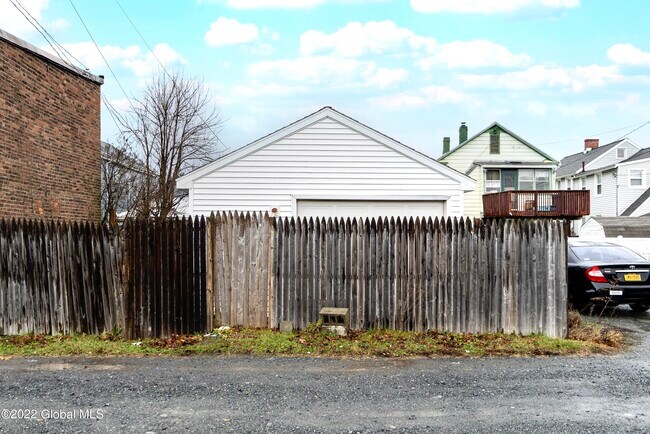 Building Photo - 2316 4th Ave