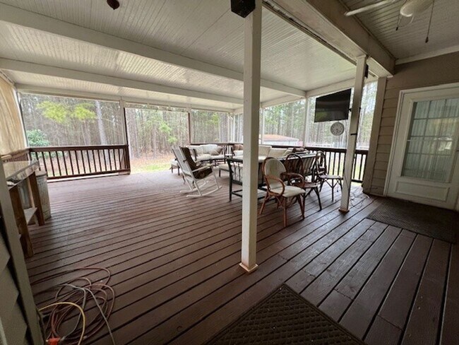 Building Photo - 6968 Moontown Dr E