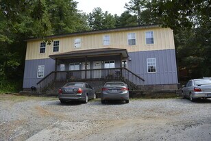 Building Photo - 119 Forest Hls