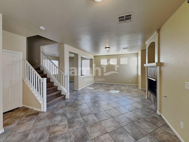 Building Photo - 1335 Milldale Ct