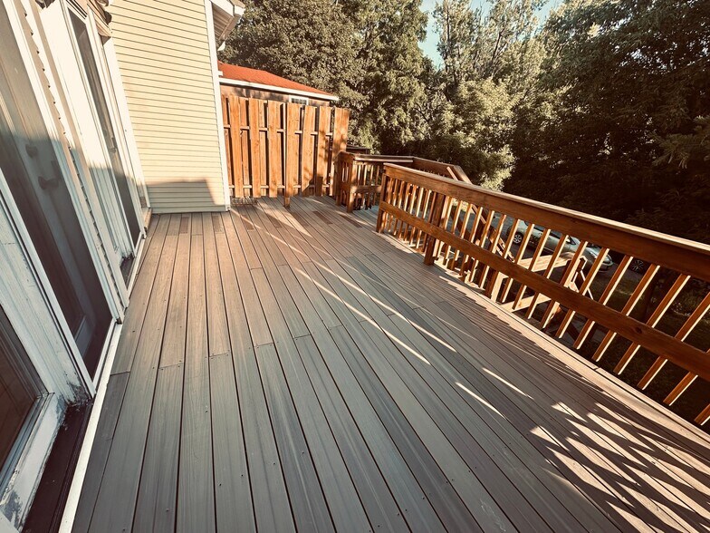 Building Photo - 160 Washington St