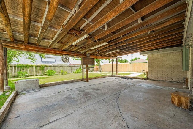 Building Photo - 10902 Sagevale Ln