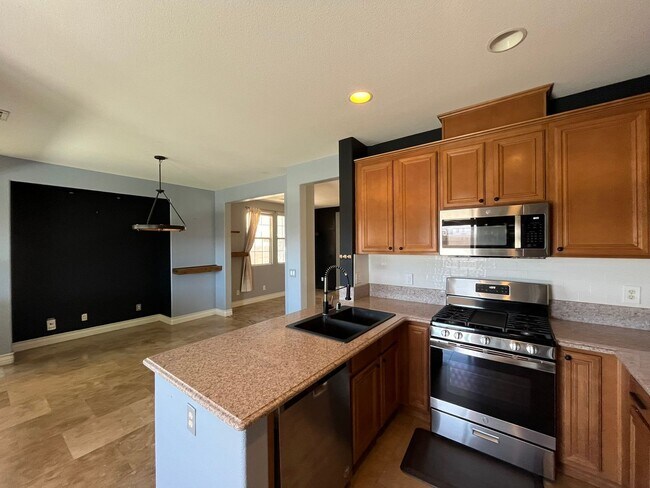 Building Photo - Stylish 3-Bedroom Home with Loft in Gated Community