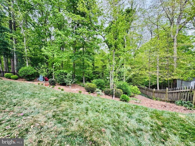 Building Photo - 12525 Hedges Run Dr