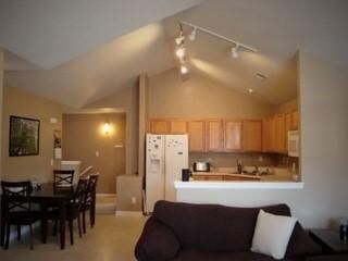 Building Photo - 3660 Ponderosa Ct