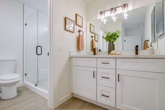 Building Photo - 1059 Arbor Ln