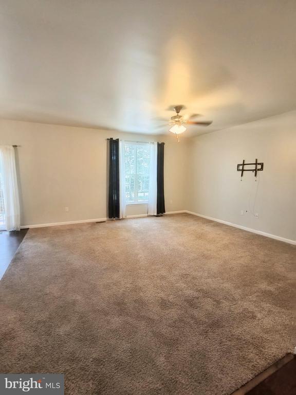 Building Photo - 2913 Lakeview Pkwy