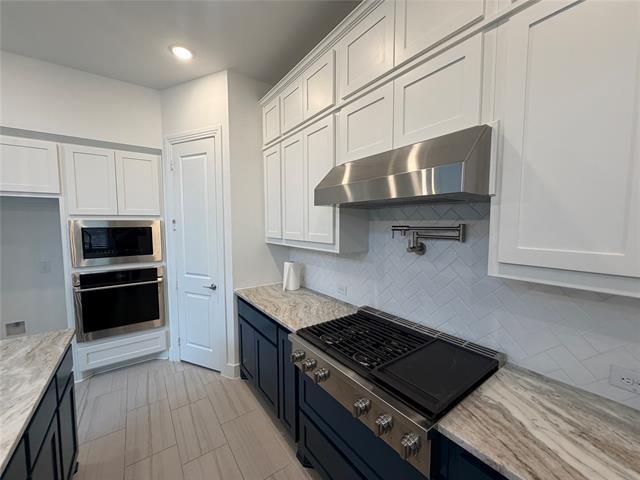 Building Photo - 3508 Mescalbean Dr