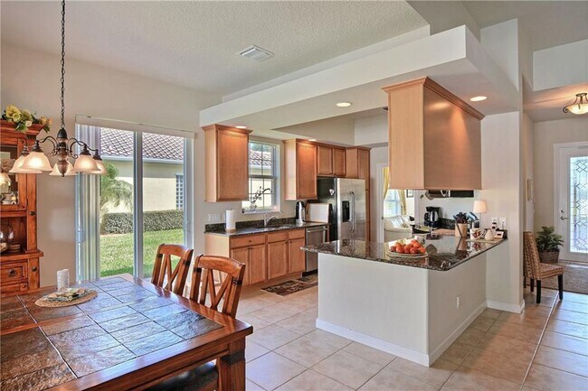 Building Photo - 5254 Eleuthra Cir