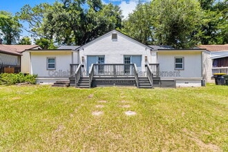 Building Photo - 127 Hibiscus Ave