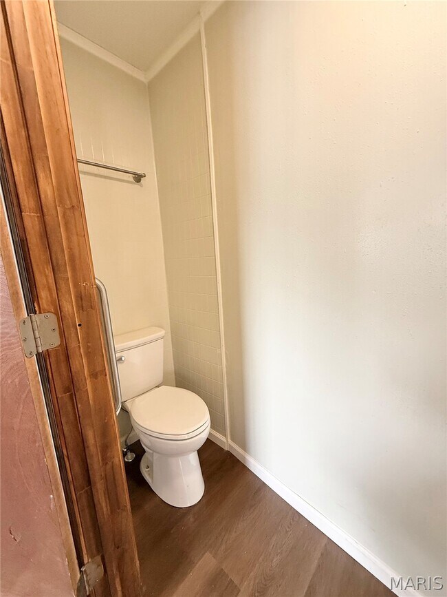 Building Photo - 56 Pine Trail