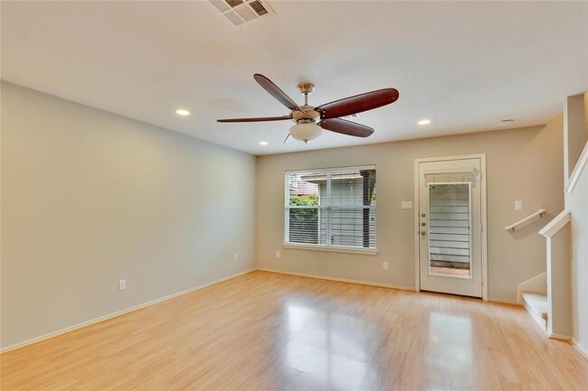 Building Photo - 2212 Melissa Oaks Ln