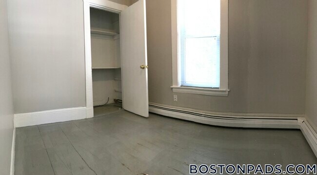 Building Photo - 423-429 Franklin St.