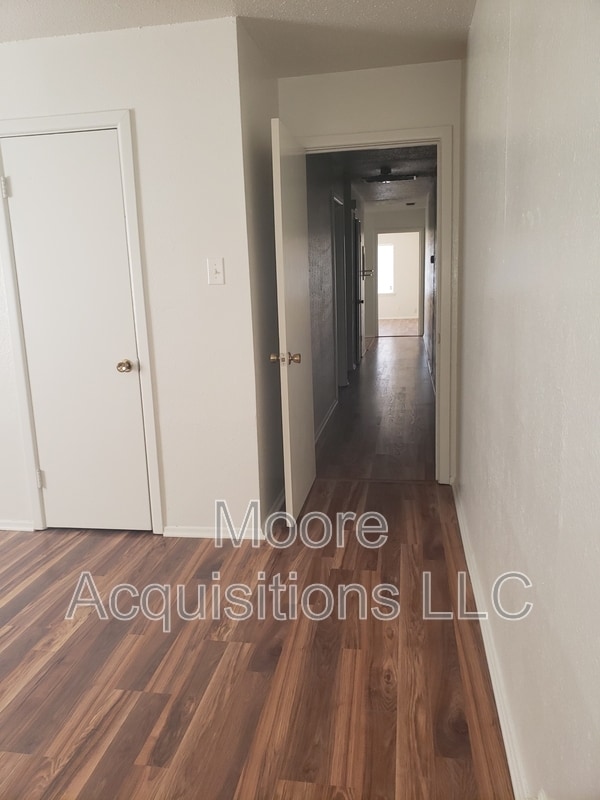 Building Photo - 1439 S Rusk St