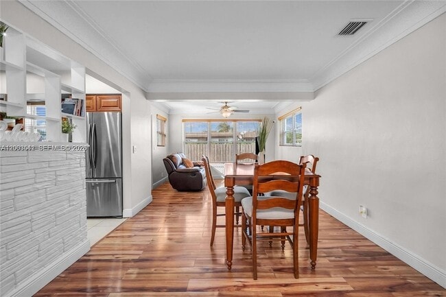 Building Photo - 2825 SW 5th St