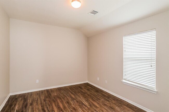 Building Photo - 3410 Bainbridge Hill Ln