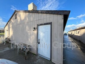 Building Photo - 9310 Rd 236