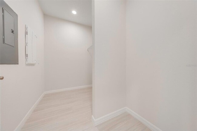 Building Photo - 2139 Penny Ln