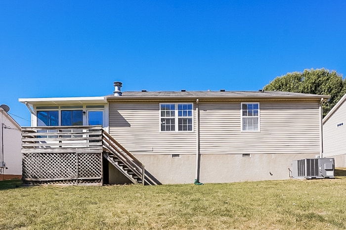 Building Photo - 105 Bradford Cir