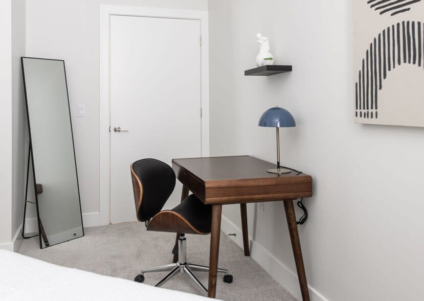 Building Photo - 601 E Pete Rose Wy