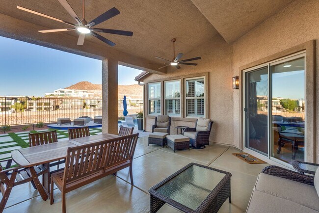 Building Photo - MacDonald Ranch Dream Home with Resort Style Backyard